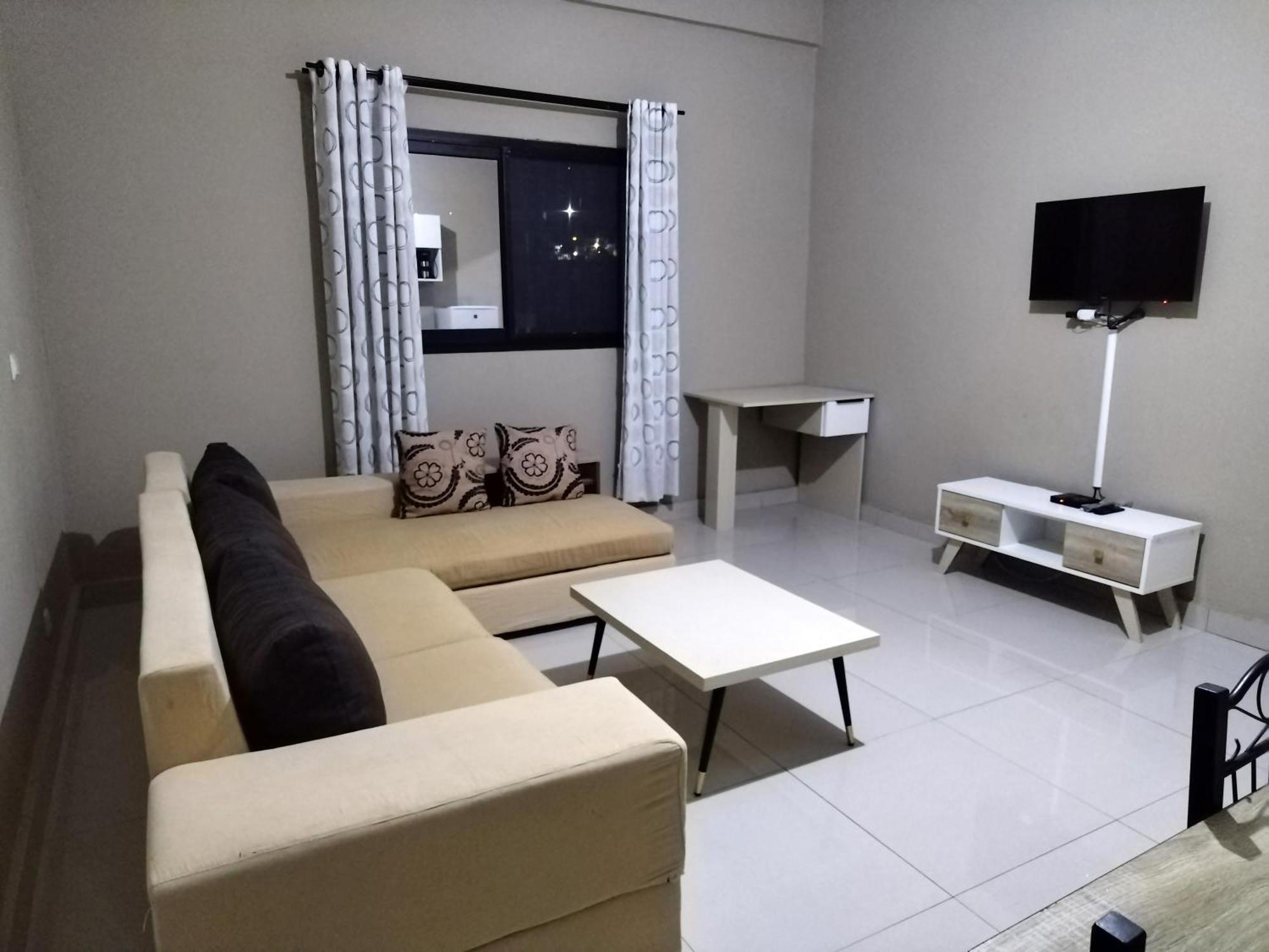 Milestone City Appartements - Avec Restaurant - Sans Coupure D'Electricite - Vues Imprenables Antananarivo Bagian luar foto
