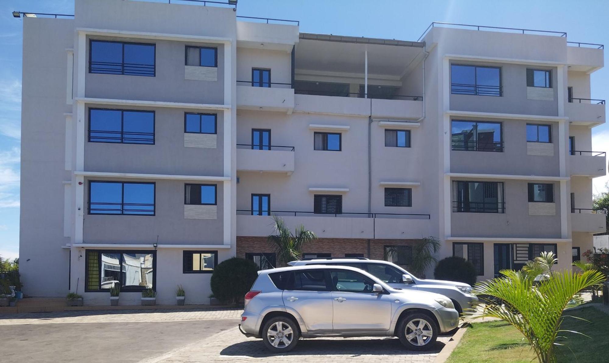 Milestone City Appartements - Avec Restaurant - Sans Coupure D'Electricite - Vues Imprenables Antananarivo Bagian luar foto