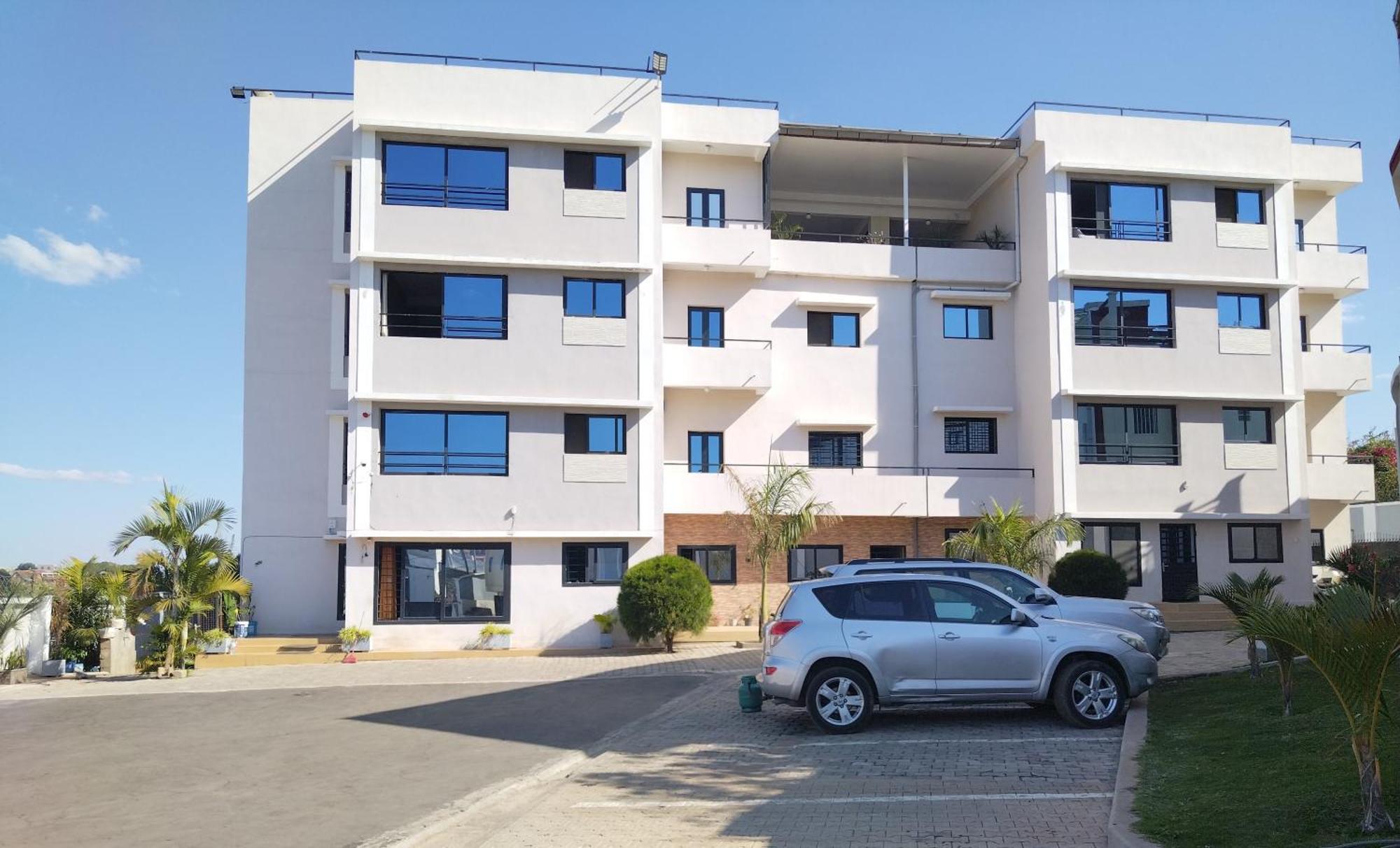 Milestone City Appartements - Avec Restaurant - Sans Coupure D'Electricite - Vues Imprenables Antananarivo Bagian luar foto